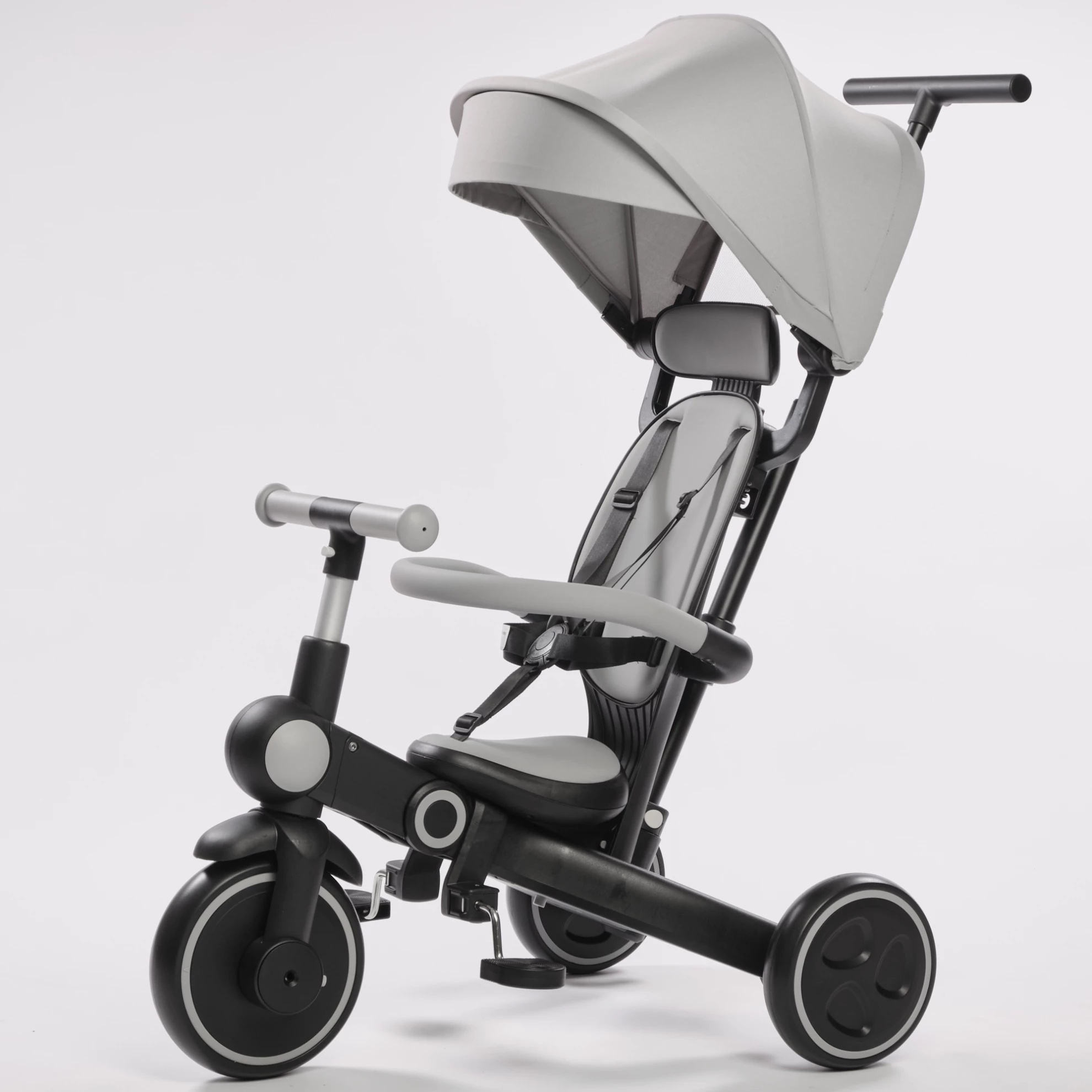 新品　BabyThree 400% 1体 Combi コンビ ホワイトレーベル ネムリラ AUTO SWING BEDi Long
